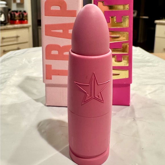 Set of 2 Jeffree Star Velvet Trap Lip-Shades- Gods Gift & Drill Sergeant - Picture 7 of 7